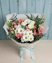 Букет цветов из:  Розы, Лизиантусы и Хризантемы в Орше