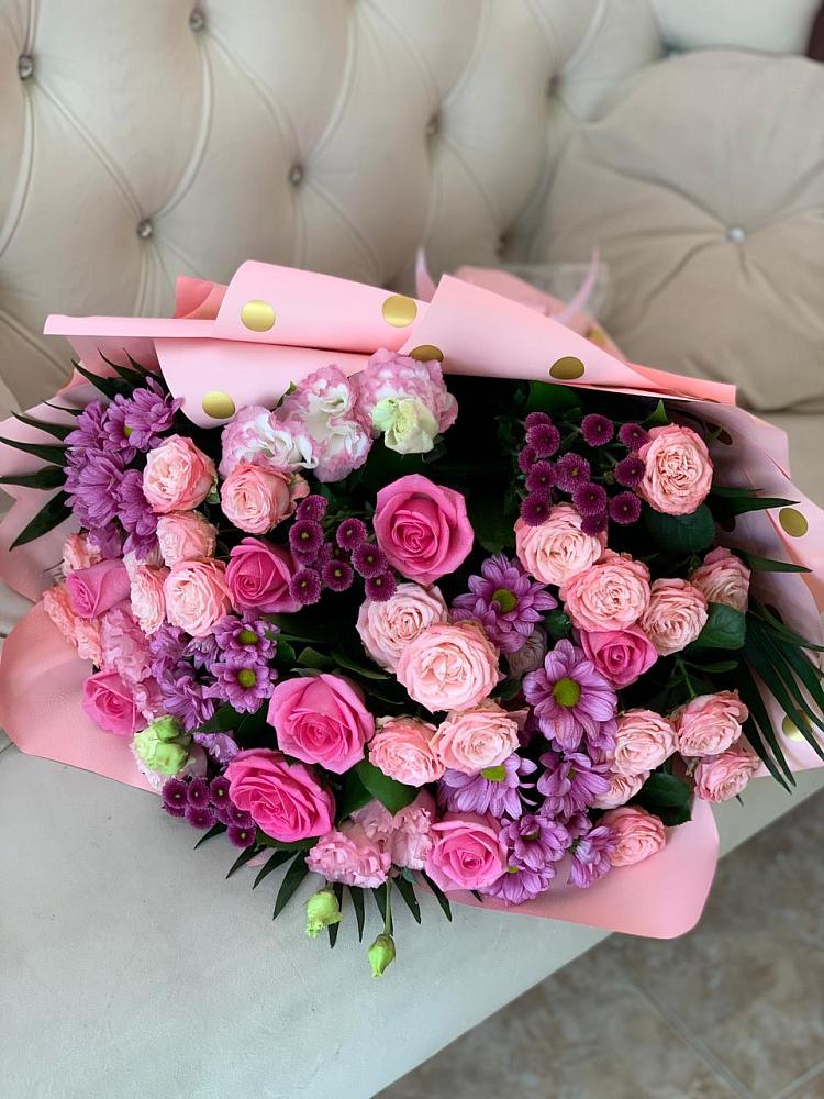 Букет цветов из: Хризантемы, Розы и Лизиантусы в Орше