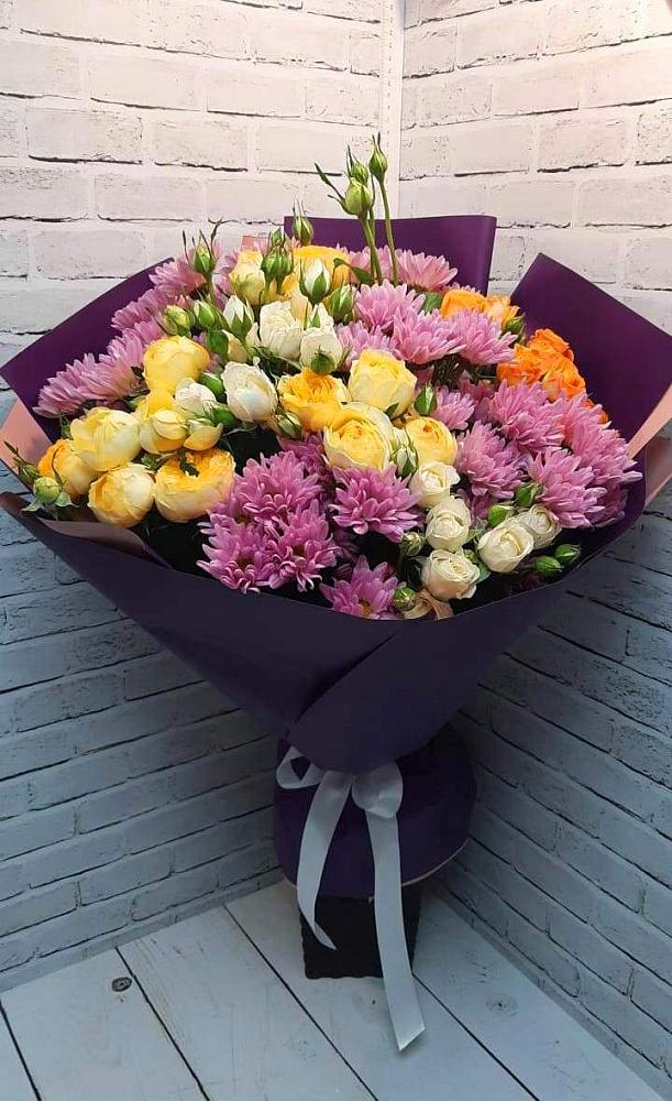 Букет цветов из: Хризантемы и Розы в Орше