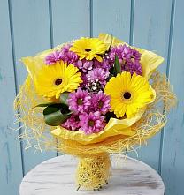 Букет цветов из:  Хризантемы и Герберы #REPLACE_PRED# Орше