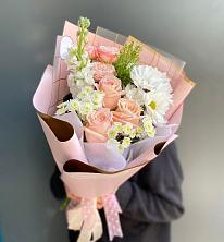 Букет цветов из:  Хризантемы и Розы в Орше