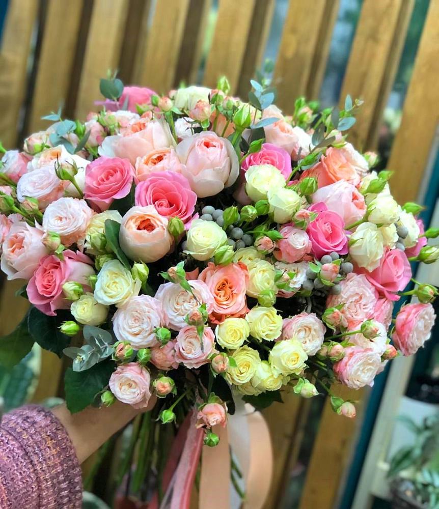 Букет цветов из: Розы в Орше