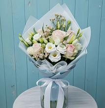 Букет цветов из:  Розы и Лизиантусы в Орше