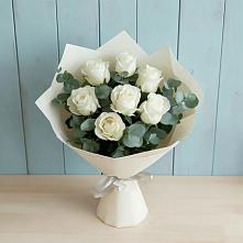Букет Белые розы в Эвкалипте в Орше