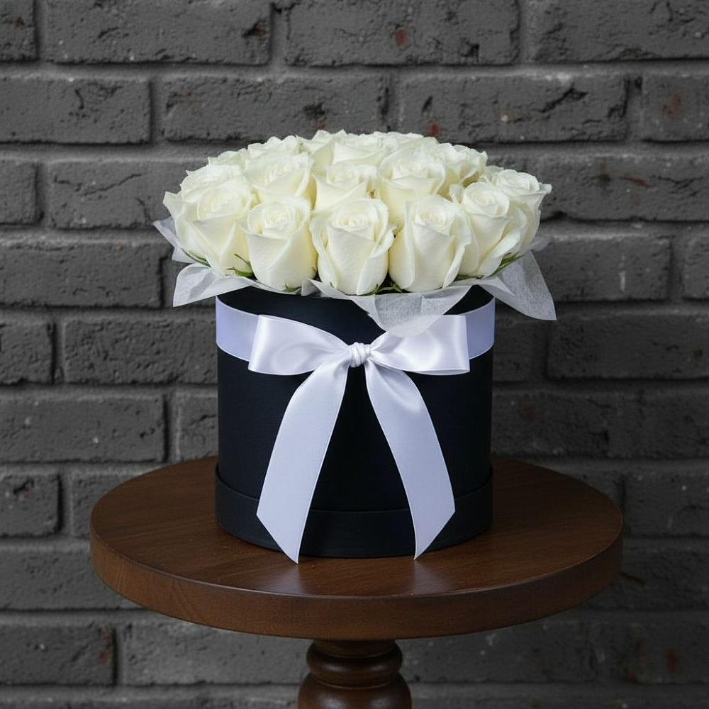 Цветочная композиция из Розы в шляпной коробке в Орше