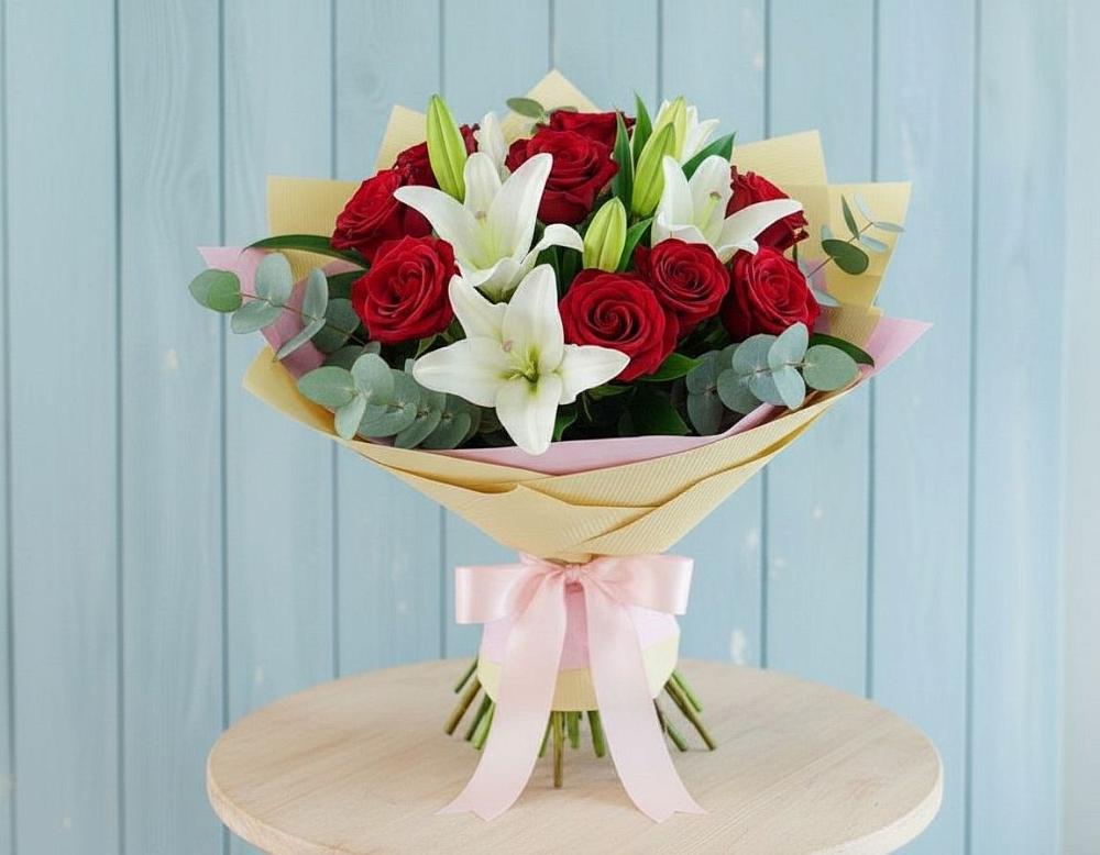 Букет цветов из: Лилии и Розы в Орше